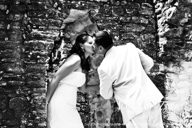 Maya, Mayan, Wedding, Weddings, Belize, Jose Luis Zapata Photography Belize Weddings Cahal Pech Maya Ruin Wedding